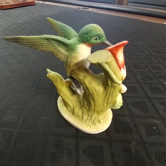 LEFTON Hummingbird Figurine - Picture 1 of 3